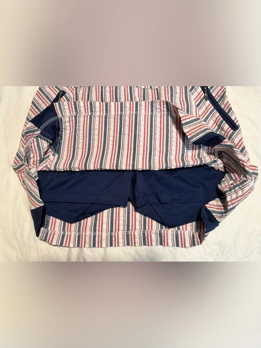 IZOD Golf Performance Seersucker Red White & Blue Striped Skort Size 12
